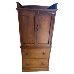 Secrétaire ancien