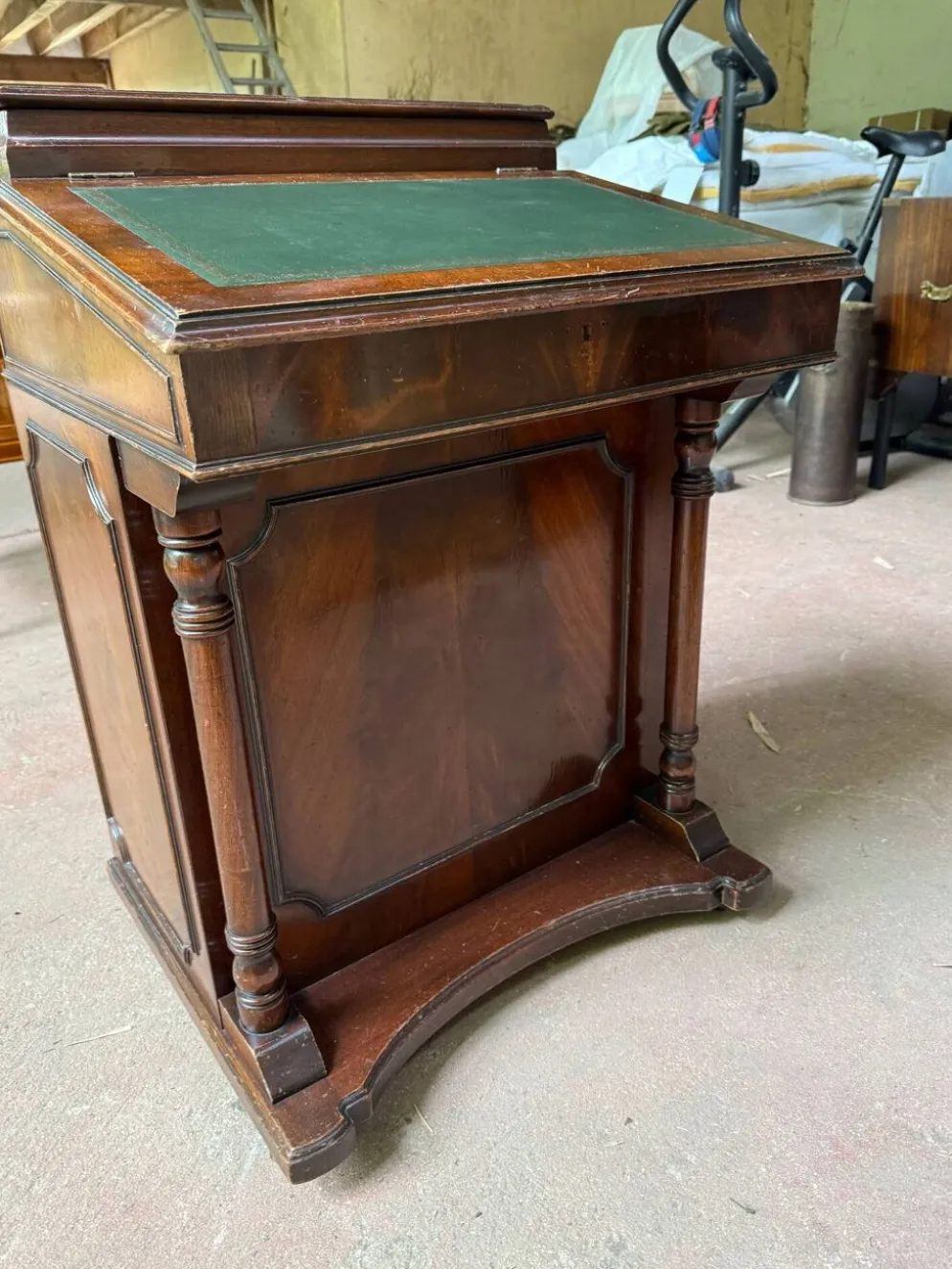 secrétaire ancien