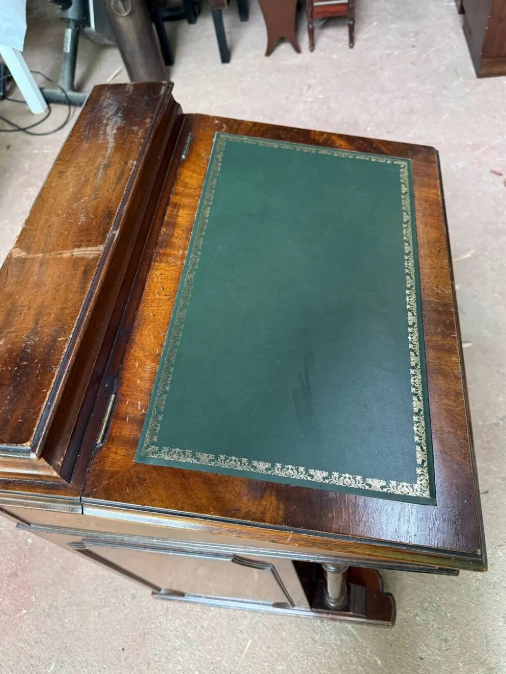 secrétaire ancien