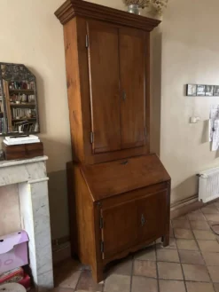 Secrétaire ancien