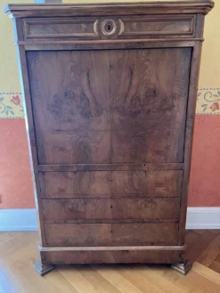 Secrétaire ancien en noyer flammé, époque Louis-Philippe