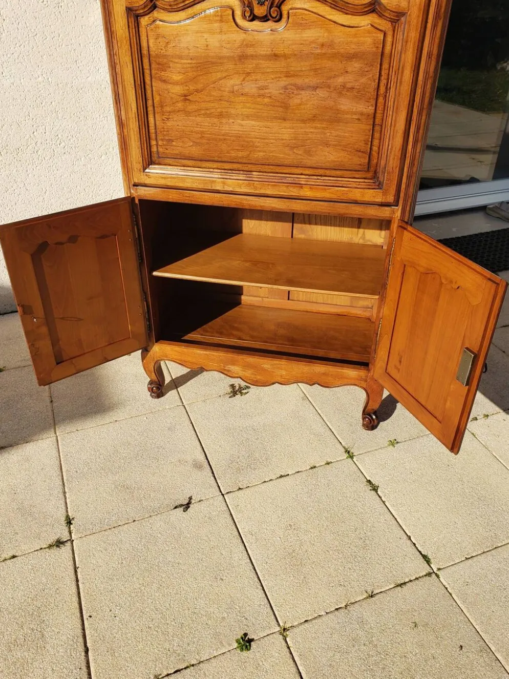 Secrétaire ancien scriban vintage en bois de noyer style Louis XV