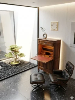 Secrétaire ancien scriban vintage en bois de noyer style Louis XV