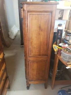 Secrétaire ancien scriban vintage en bois de noyer style Louis XV