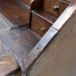 Secrétaire anglais ancien, XVIIIe siècle