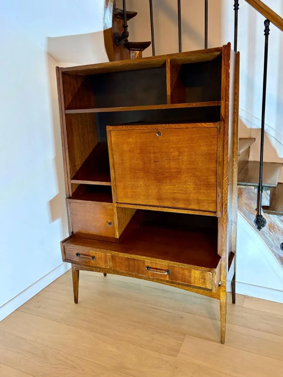 Secrétaire années 50