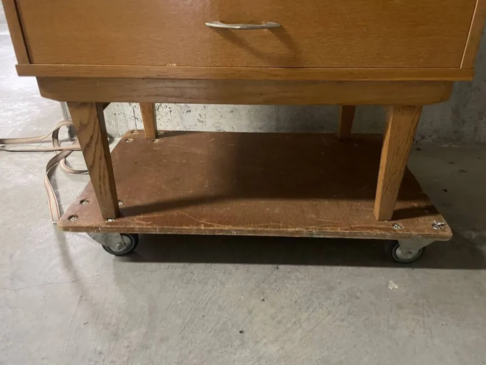 Secrétaire années 60
