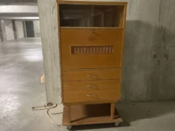 Secrétaire années 60