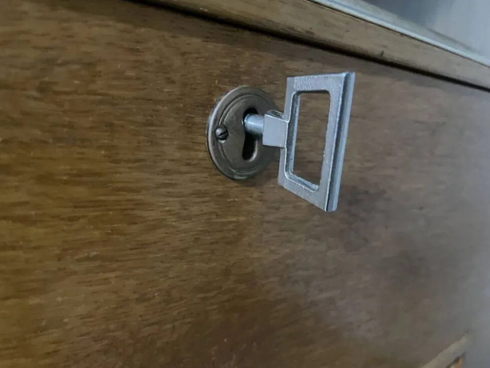 Secrétaire années 60