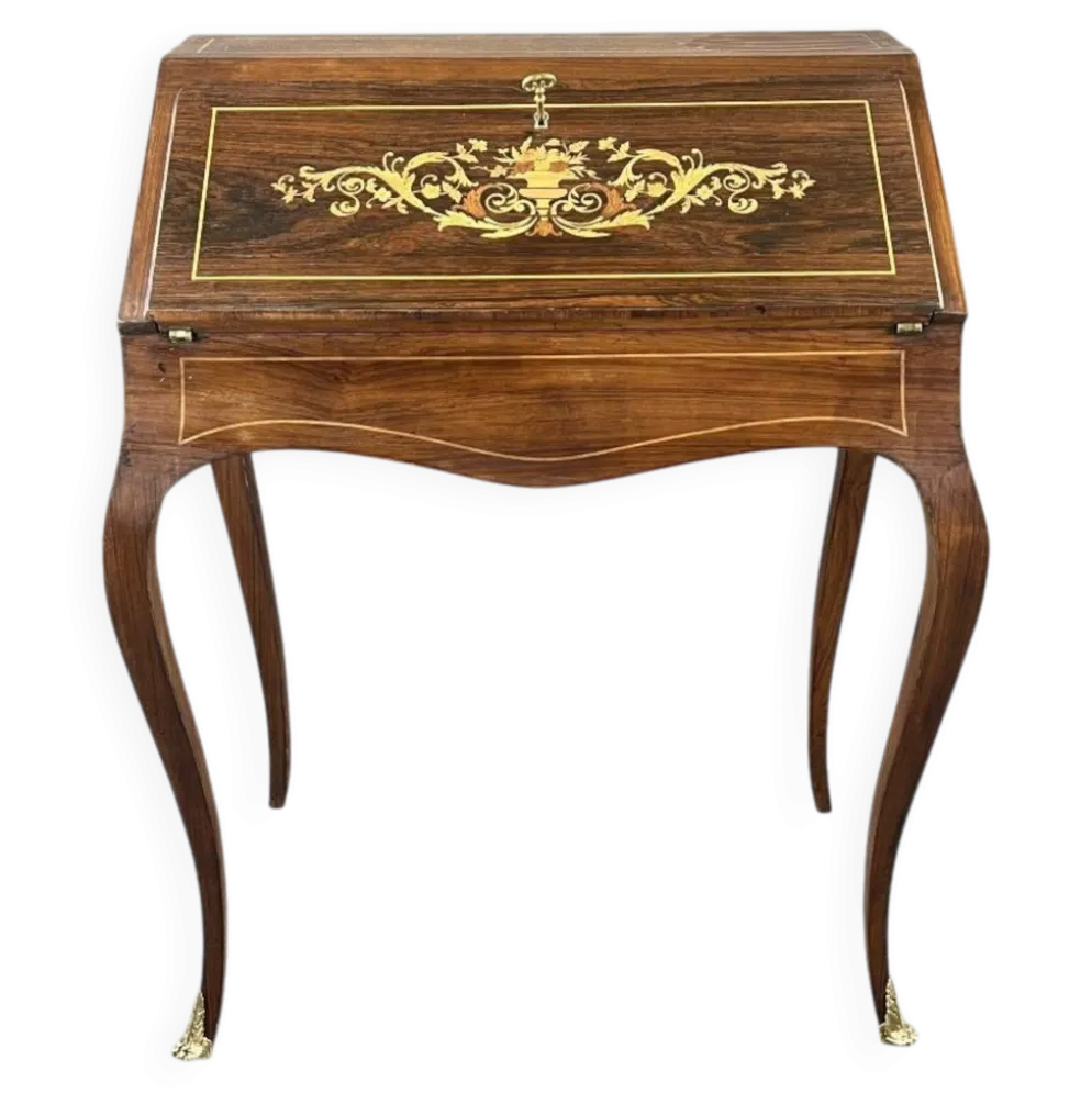 Secrétaire avec un front rabattable en marqueterie, style Louis XV, 19e siècle.
