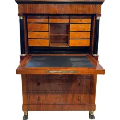 Secrétaire Biedermeier en noyer et érable, 1820