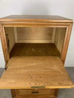 Secrétaire, bureau, commode en chêne, années 50