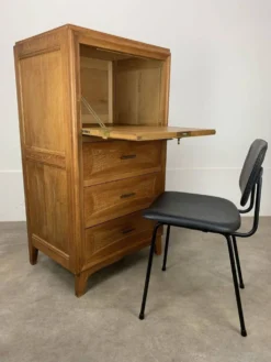 Secrétaire, bureau, commode en chêne, années 50