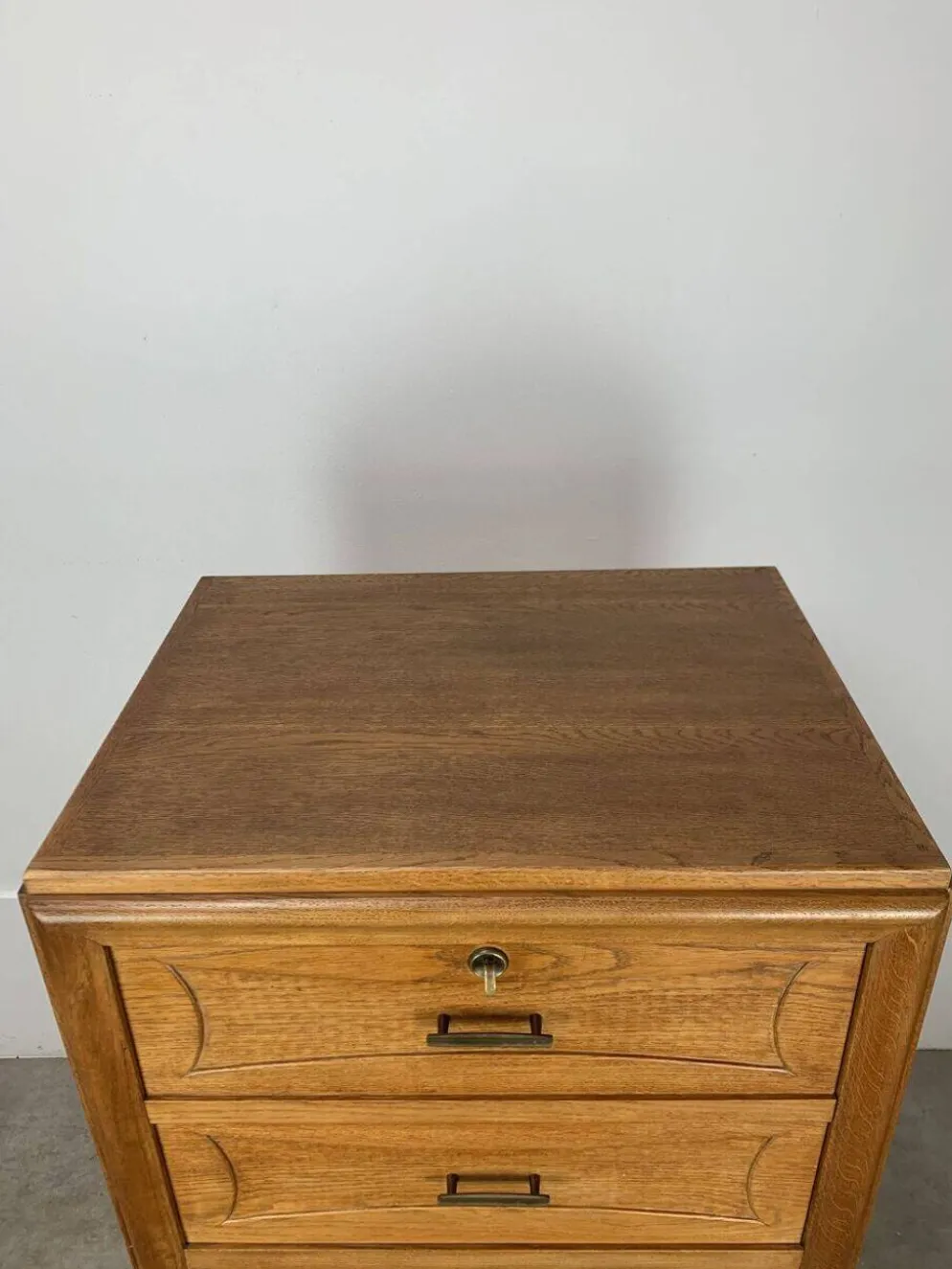 Secrétaire, bureau, commode en chêne, années 50