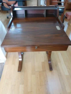 Secrétaire-bureau de dame gianfranco frattini 1950