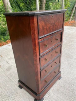 Secrétaire chiffonnier XIXe en ronce de noyer thuya & cuir doré aux fers
