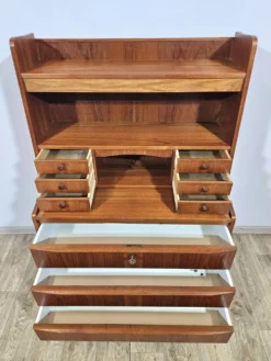 Secrétaire / Coiffeuse en teck, design danois, années 1960.