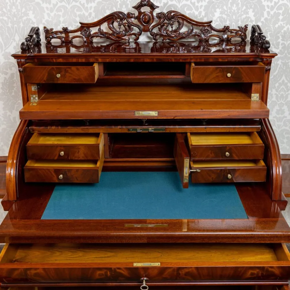 Secrétaire à cylindre Louis-Philippe en acajou 1850-1870