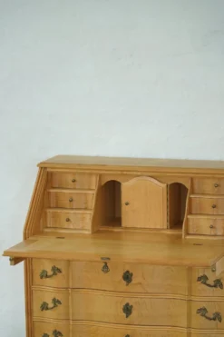 Secrétaire danois moderne en chêne à abattant, milieu du XXe siècle, années 1960