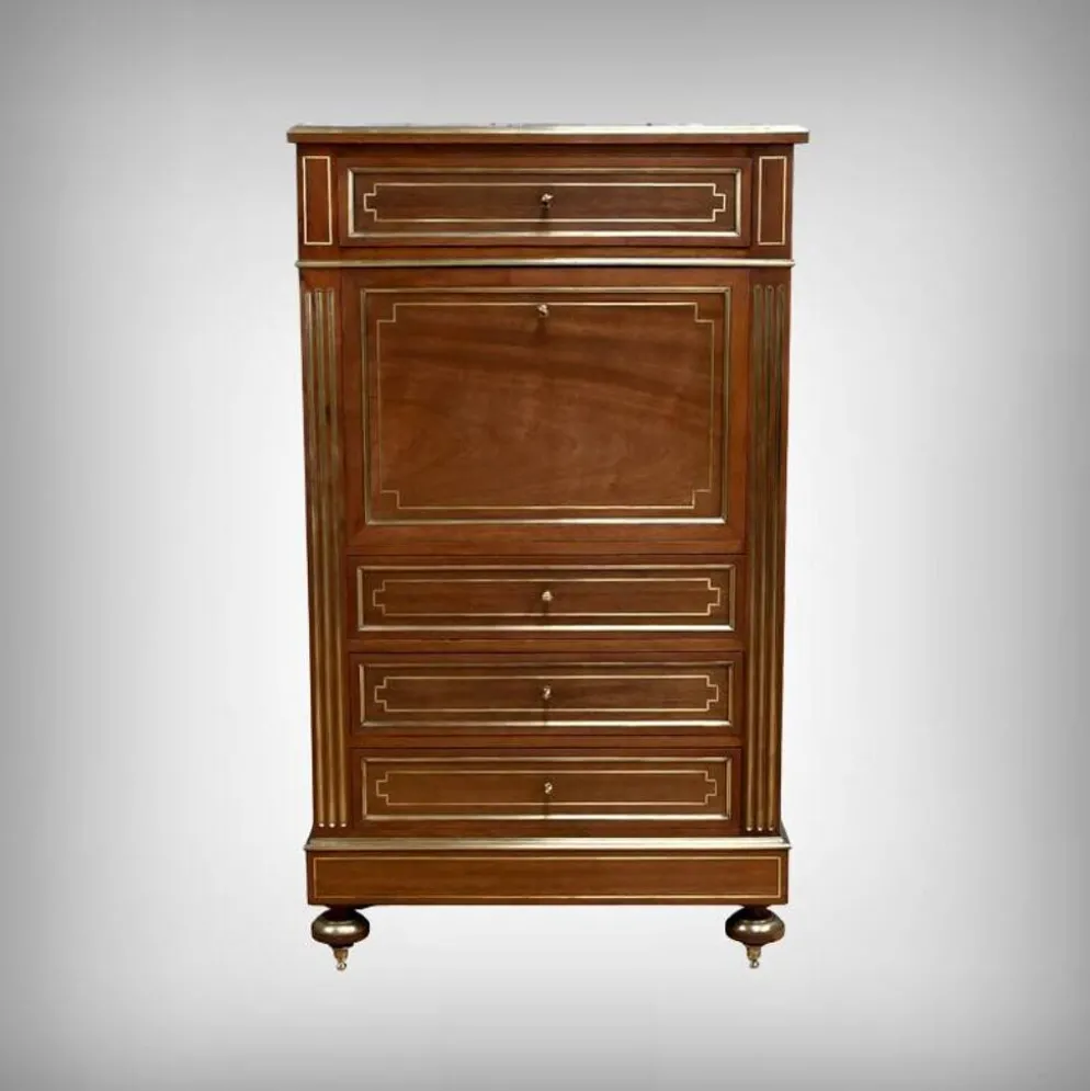 Secrétaire en acajou, style Louis XVI, époque Napoléon III – 2ème partie XIXe