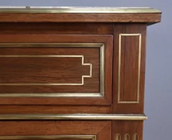 Secrétaire en acajou, style Louis XVI, époque Napoléon III – 2ème partie XIXe
