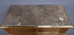 Secrétaire en acajou, style Louis XVI, époque Napoléon III – 2ème partie XIXe