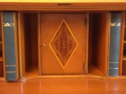 Secrétaire en cerisier avec marqueterie par Heldense Exclusive