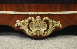 Secrétaire en marqueterie de bois précieux, époque Napoléon III – Milieu XIXe