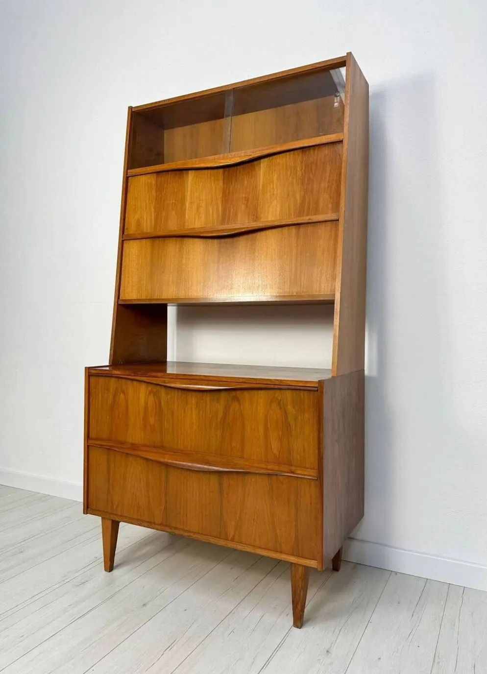Secrétaire en noyer par Franz Ehrlich pour Hellerau, années 1950