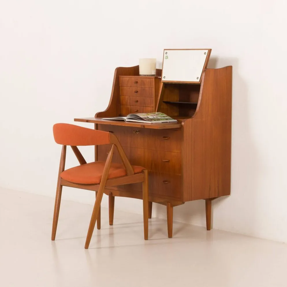 Secrétaire en teck danois avec coiffeuse cachée par Storgaard Nielsens MBF, 1960