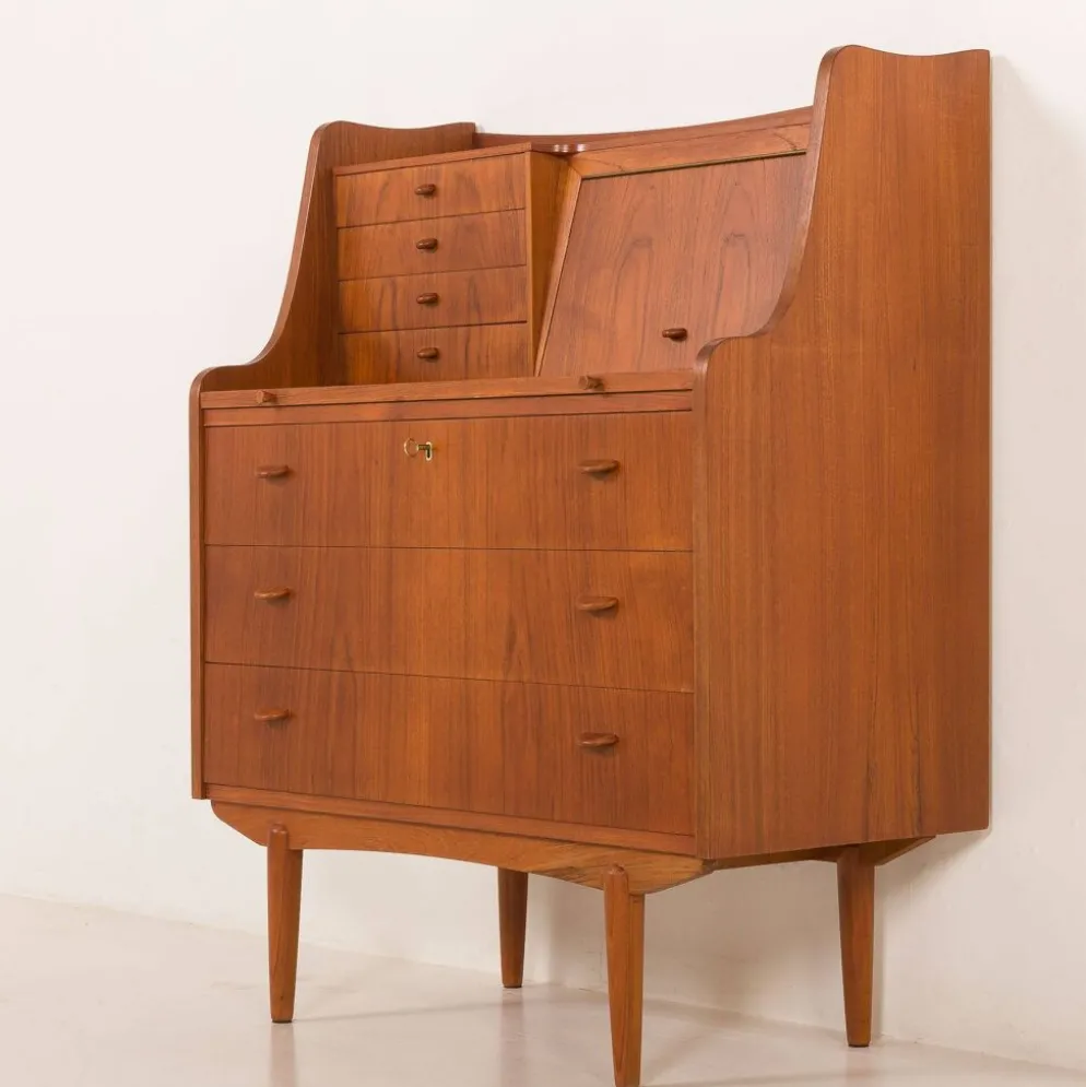 Secrétaire en teck danois avec coiffeuse cachée par Storgaard Nielsens MBF, 1960