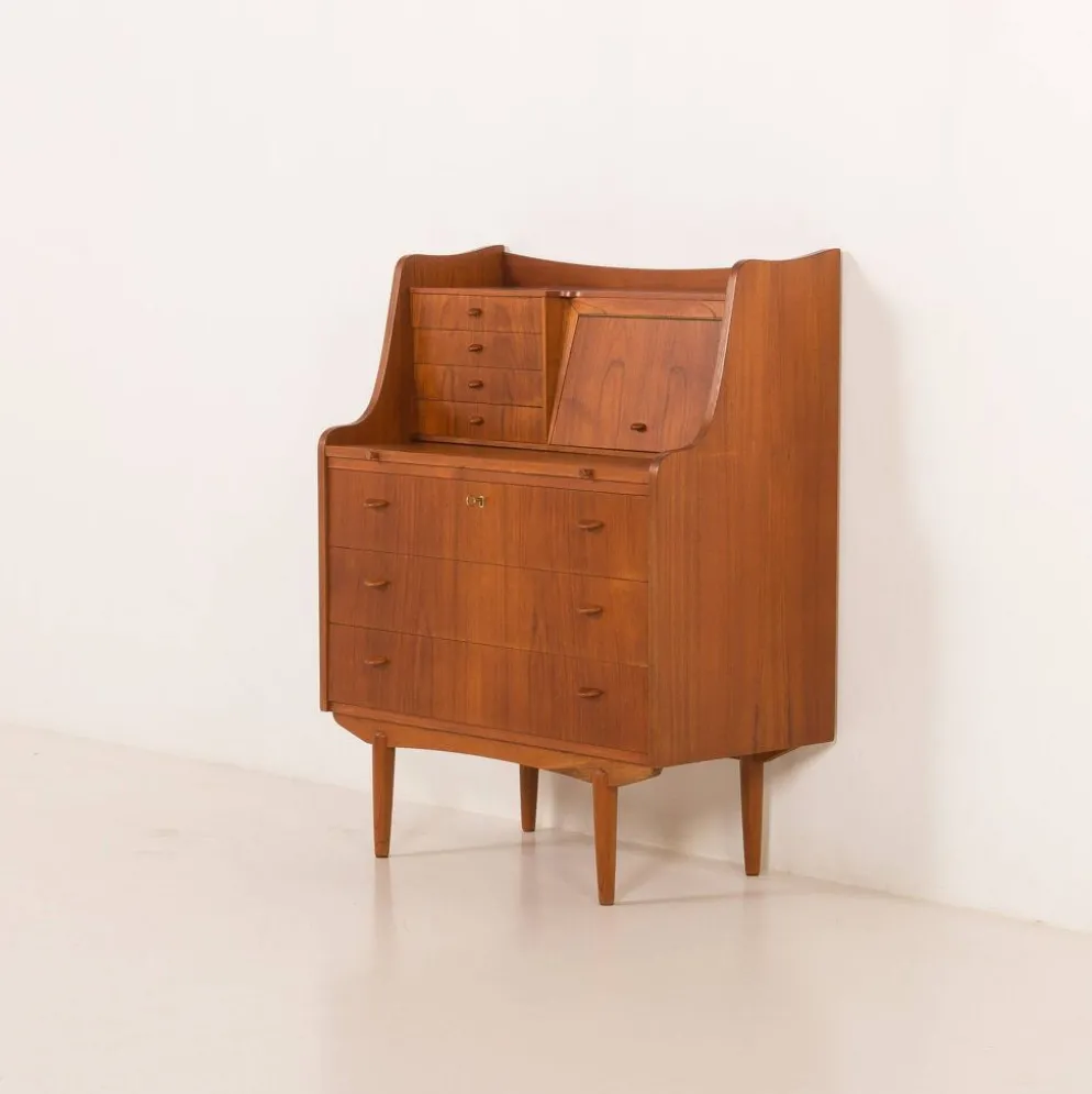 Secrétaire en teck danois avec coiffeuse cachée par Storgaard Nielsens MBF, 1960