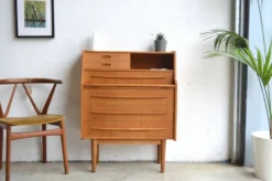Secrétaire en teck danois 76 cm