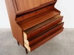 Secrétaire en teck, design danois, années 1970, production : Danemark