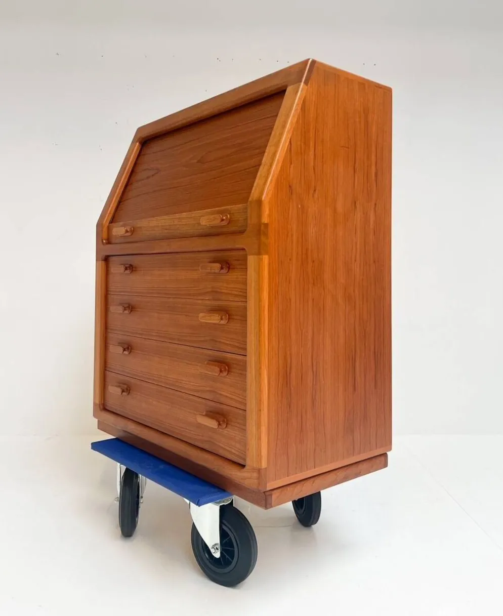 Secrétaire en teck par Dyrlund, années 1960
