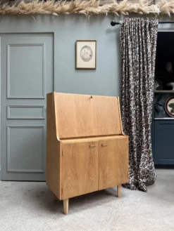 Secrétaire mid-century en chêne (rénovée)