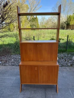 Secrétaire moderniste, années 60