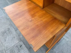Secrétaire moderniste, années 60
