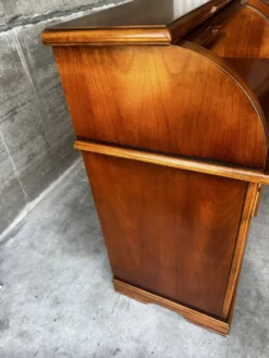 Secrétaire à rideau en merisier – Petit bureau de rangement, seconde m