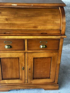 Secrétaire à rideau en merisier – Petit bureau de rangement, seconde m