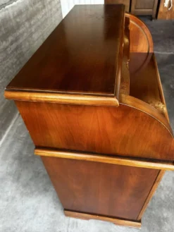 Secrétaire à rideau en merisier – Petit bureau de rangement, seconde m