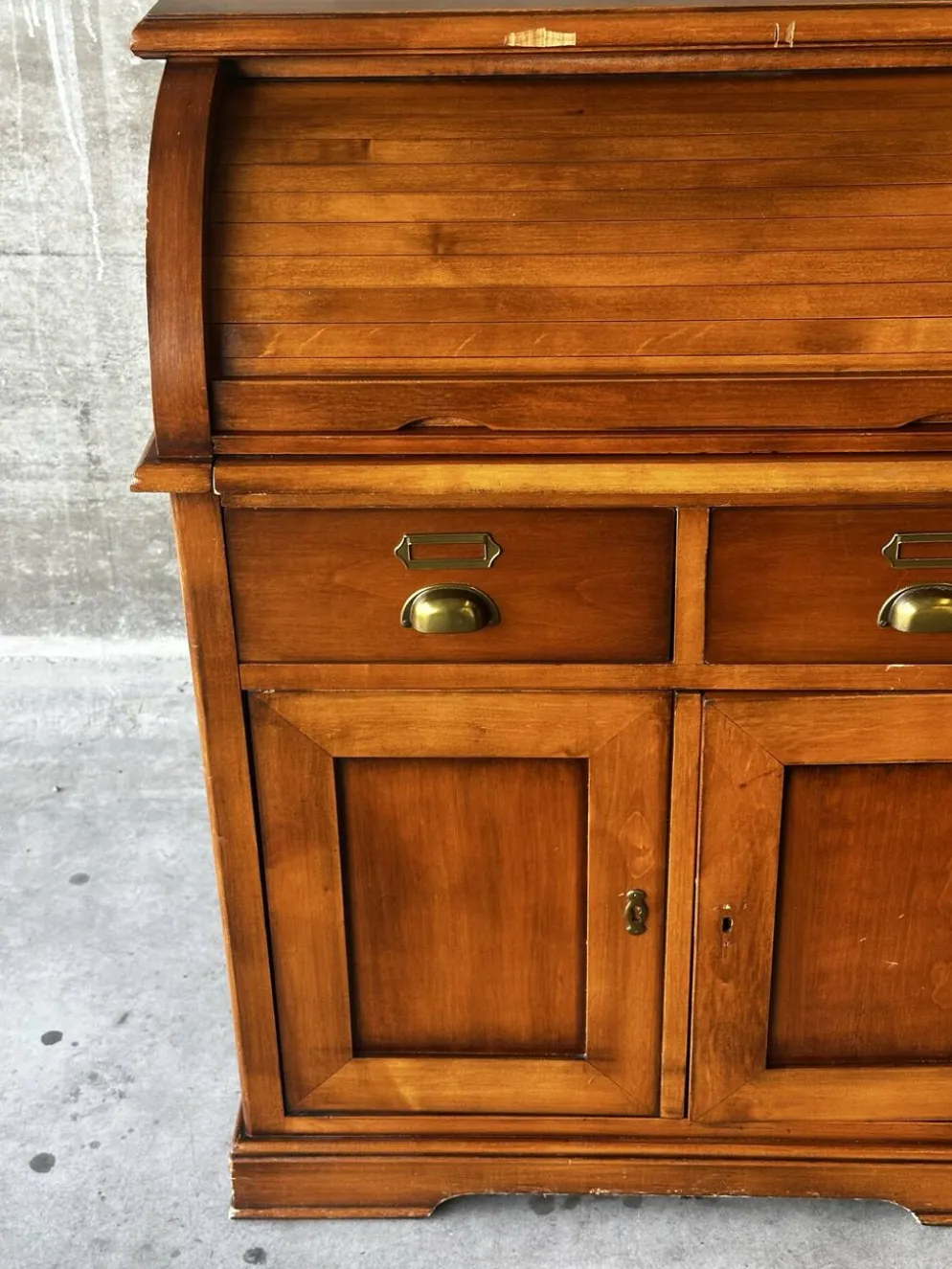 Secrétaire à rideau en merisier – Petit bureau de rangement, seconde m
