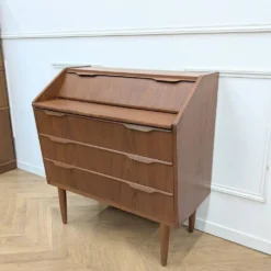 Secrétaire scandinave