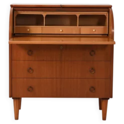 Secrétaire scandinave avec des pieds tournés décorés.