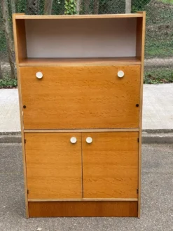 Secrétaire scandinave lumineux vintage avec 3 portes 1960