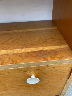 Secrétaire scandinave lumineux vintage avec 3 portes 1960