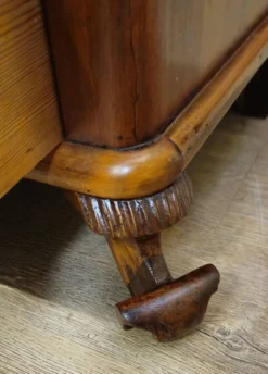 Secrétaire / scriban époque Bieidermeier en acajou flammé – XIXe siècle