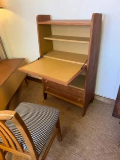 Secrétaire vintage compact placage acajou