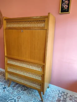 Secrétaire vintage en bois et rotin