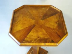 Sellette polygonale avec plateau amovible, Art déco, marquetée 1930